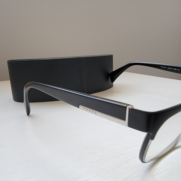 Prada glasses - Picture 2 of 4